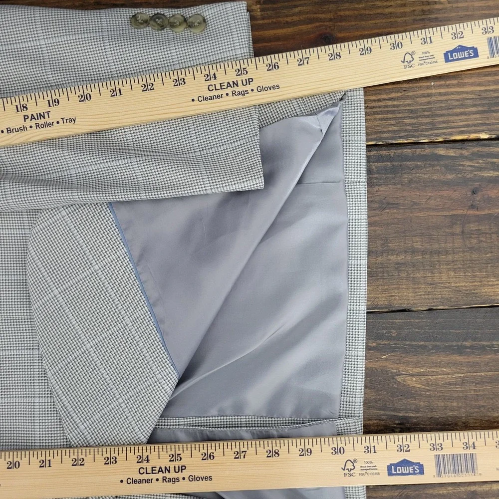 Joseph & Feiss issues customization measurements